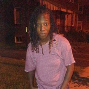 Meet your Posher, Latoya